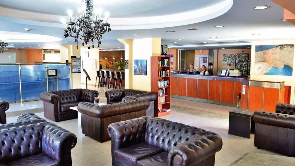 Mavrikos Hotel Plános エクステリア 写真