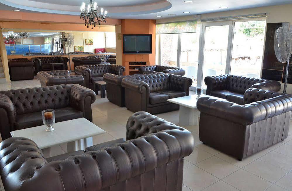 Mavrikos Hotel Plános エクステリア 写真