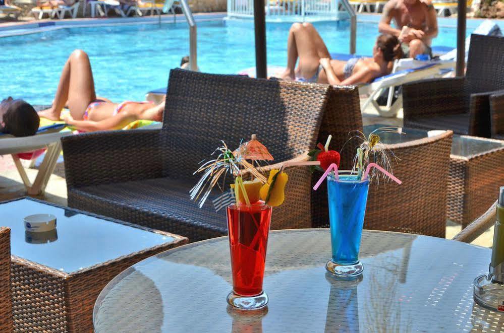 Mavrikos Hotel Plános エクステリア 写真