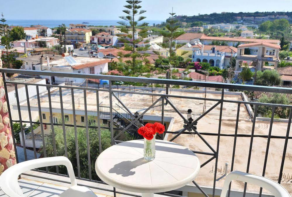 Mavrikos Hotel Plános エクステリア 写真
