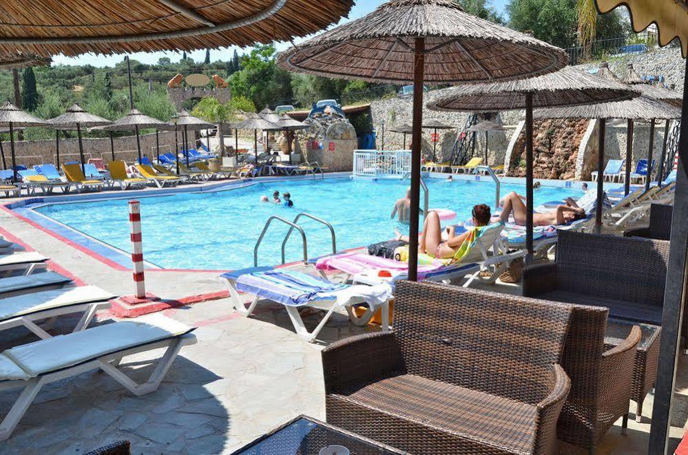 Mavrikos Hotel Plános エクステリア 写真